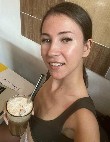 Elina re vip top pornstar photo