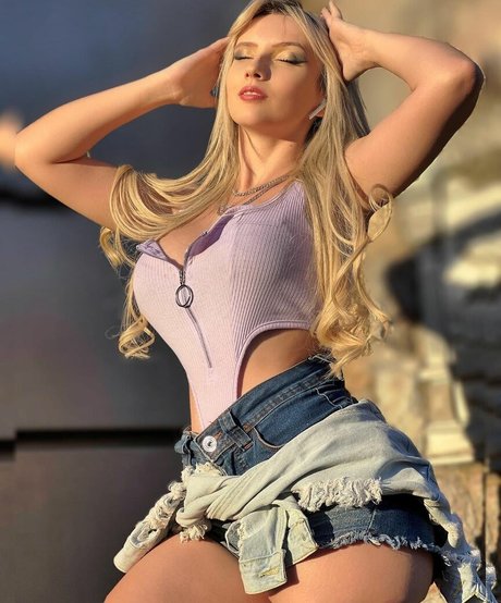 Isa Sudati pornstar pretty galleries