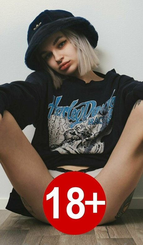 ellenaafree hd model pics