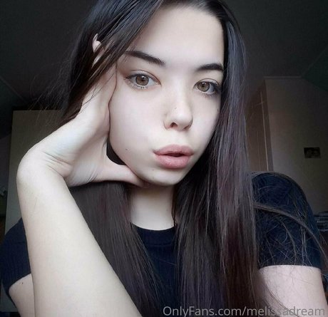 lollymolli model xxx galleries