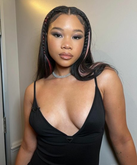Storm Reid star xxx picture