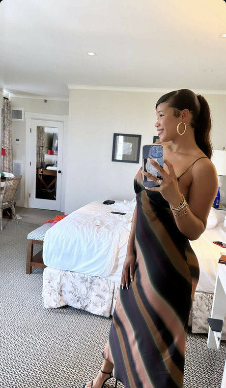 Storm Reid model hd images