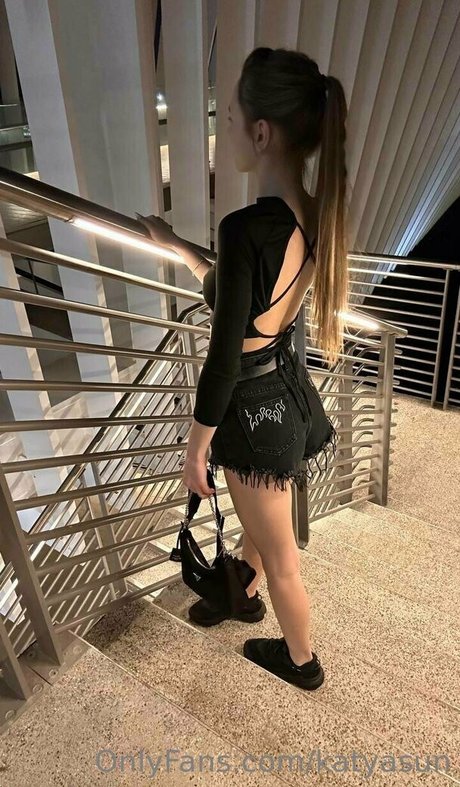 katyasun erotic pornstar img