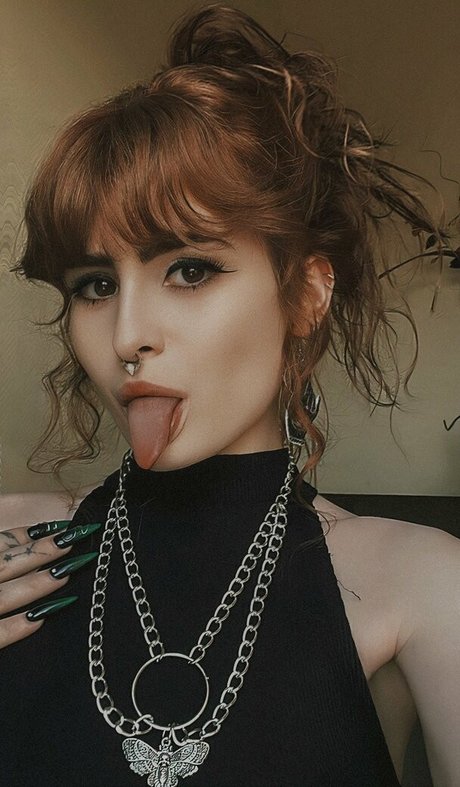 selenophiliaa art model pics