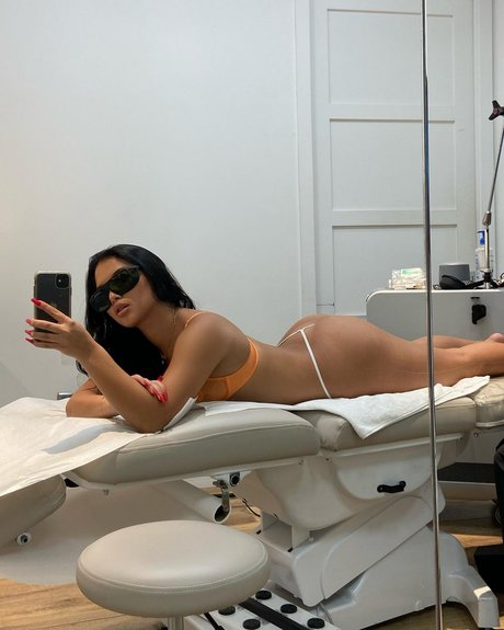 Aliana Mawla model pornographic pictures