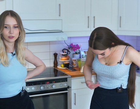 MissMikkaa star art images