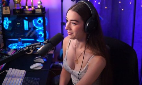 MissMikkaa xxx actress picture