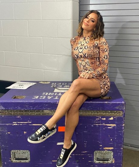 Charly Arnolt star erotic pics