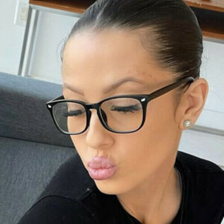 Amela Omor pornstar beautiful pictures