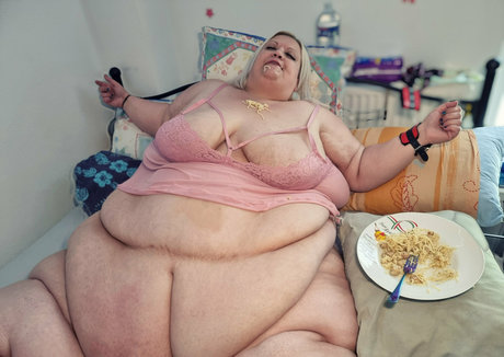 doughbellygirl pornographic actress picture