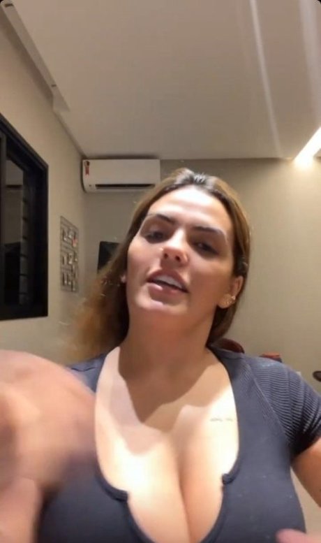 Sunaika Bruna model nude pics