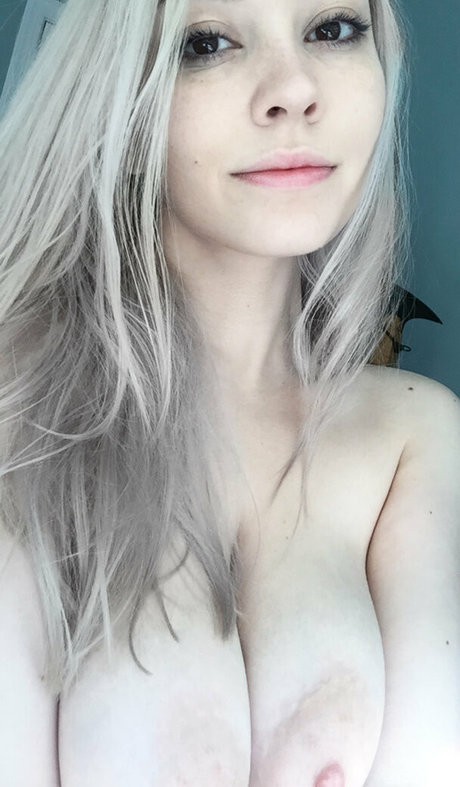 Nataliagrey pornstar nude img