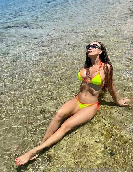 brittany y star high quality image