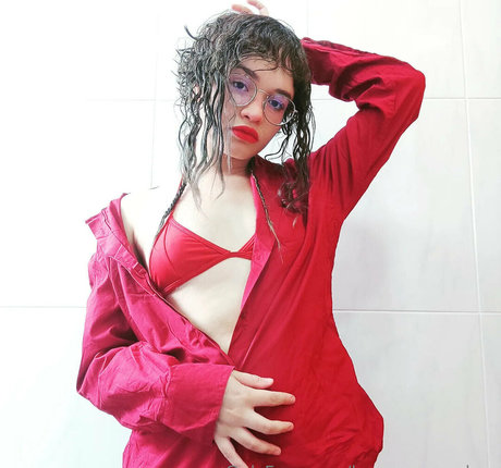 LemonQueendom art model galleries