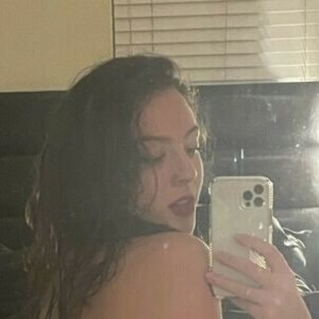 Hailee Schwartz art pornstar image