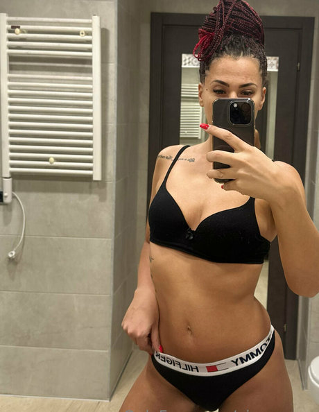 aimeecruz pornstar sexy images