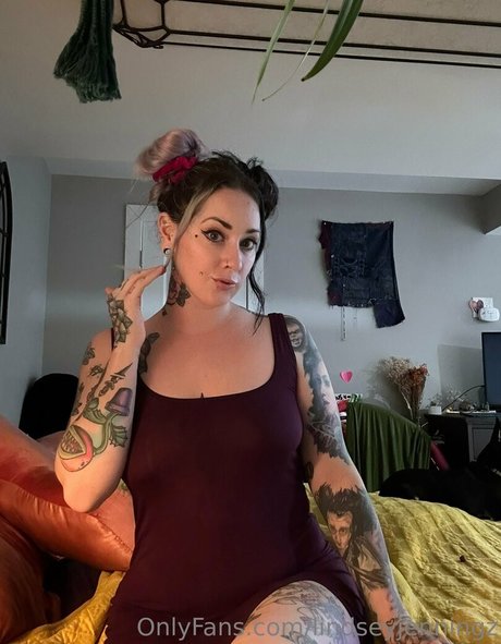 lindseyjenningz naked star images