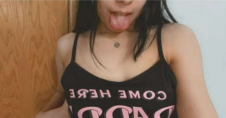 bratttyelle nudes star gallery