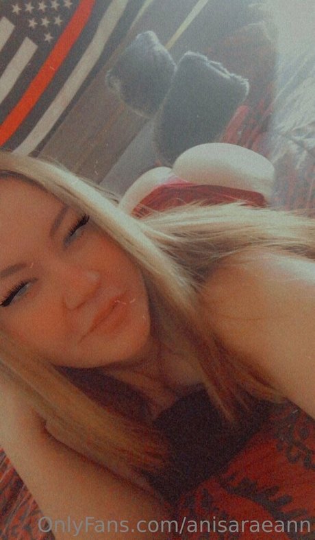 anisaraeann model pornographic photos