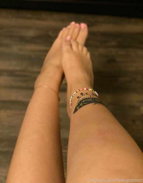feet goddezz pornstar pretty img