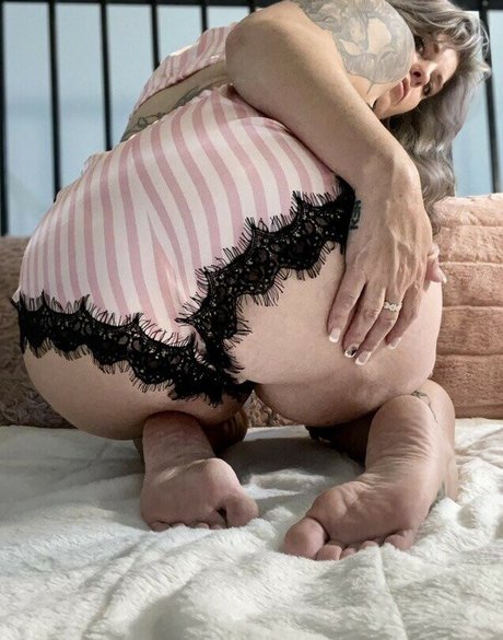 Th3dimestorecowgirl high quality model img