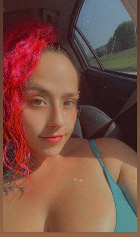 Harlee Queeni pornstar sexy pic