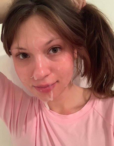 Annablossom star nude pics