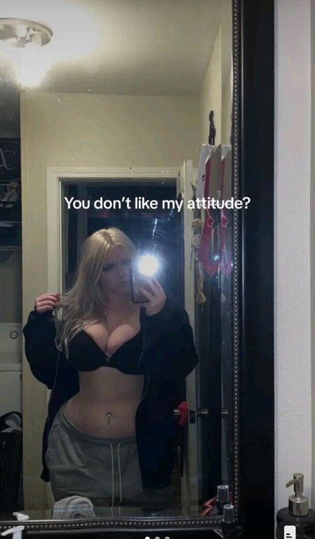 yourstrulysav nudes star photos