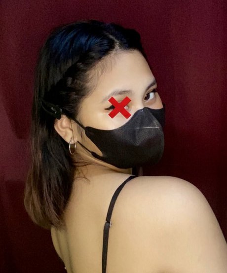 Strwbrrsh nude actress img