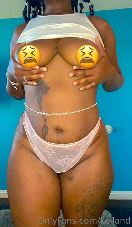 keiland xxx model photo