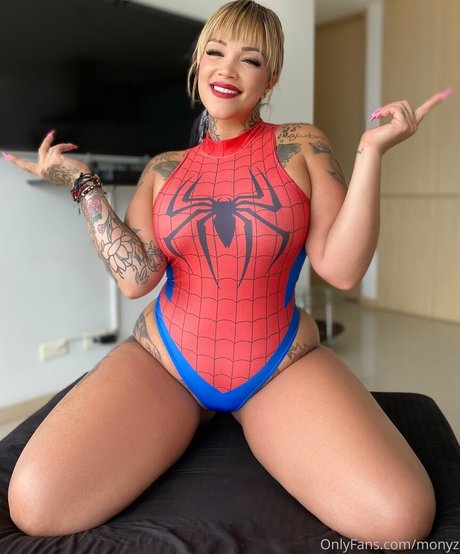 monyz model sexy gallery