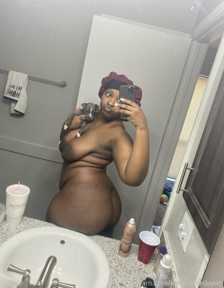 walkngenocide sexy star pictures