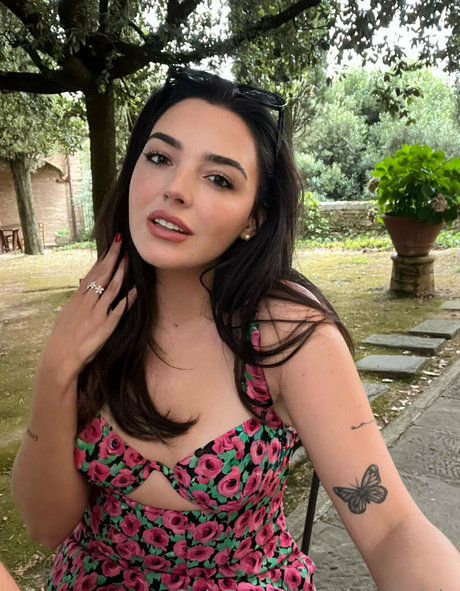 lyricsbylyla star hot pics