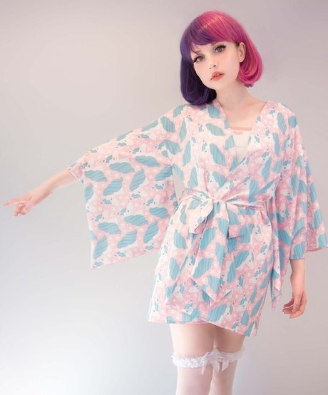 Anzujaamu art star galleries