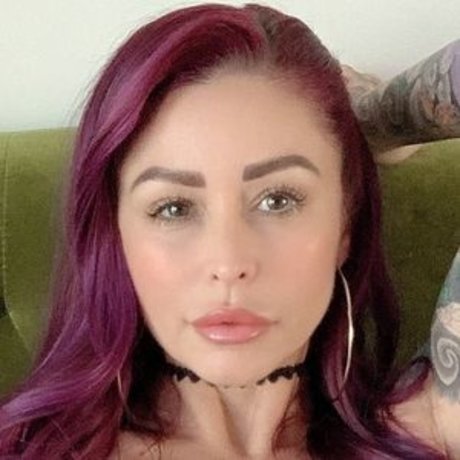 Monique Alexander sexy actress gallery