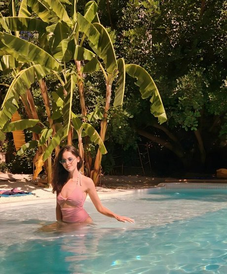 Arlequin ASMR hot pornstar img