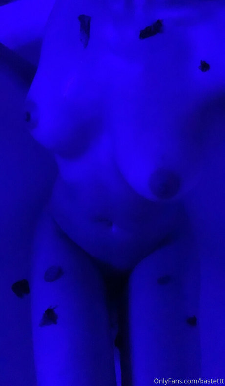 lolaqueencobra pretty model archive