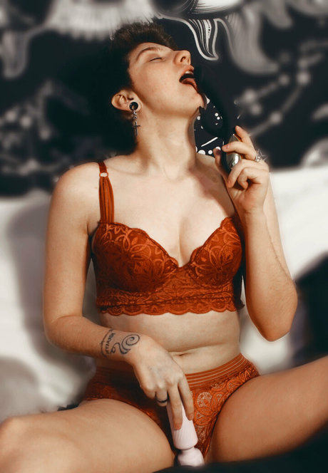 officialwybielo star hot images