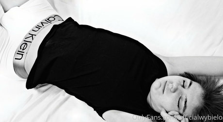 officialwybielo high quality star pics