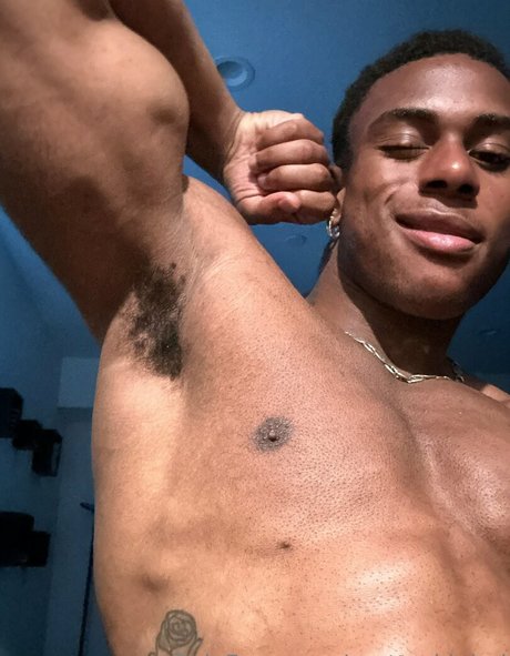 prettyskinboi perfect star pictures