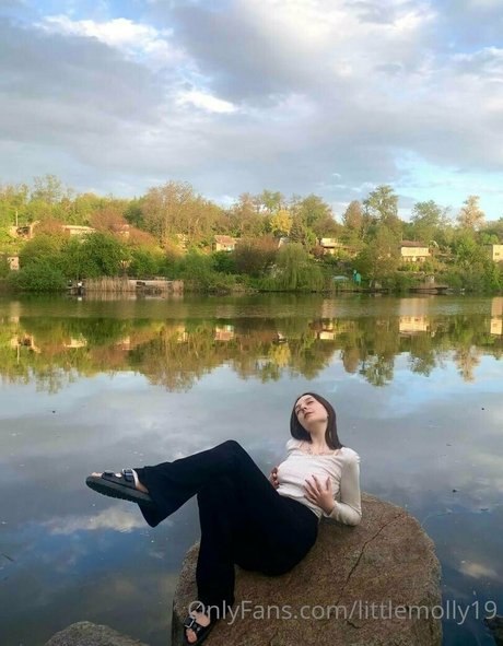 pppoisonnnivy model hd pic