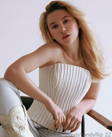 chloe ira high quality model pic