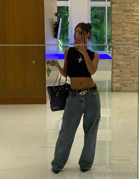 erisonice exclusive model images