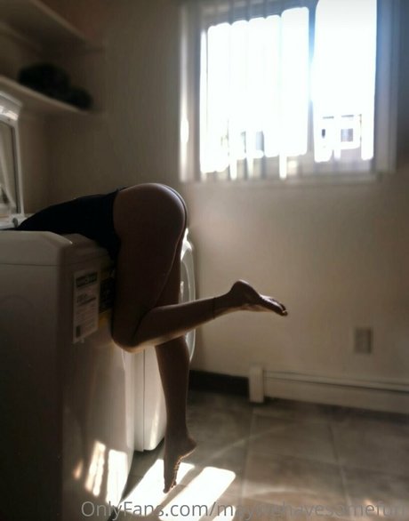 maywehavesomefun model exclusive picture