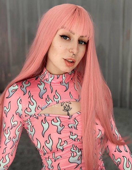 helga1 free xxx actress image