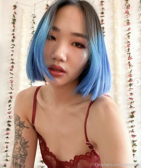 lilsojubomb model free pics