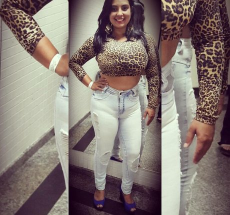 Brunna Fonseca sexy actress pics