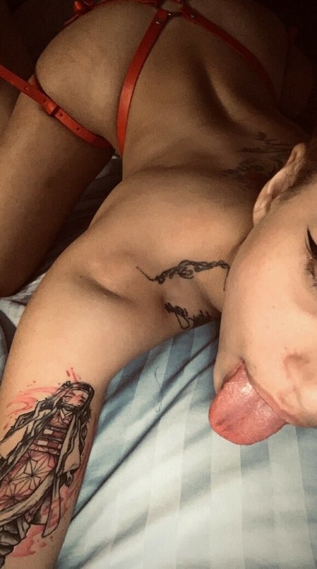 Bunny Buggs pornstar naked photos