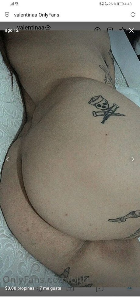 bittervalentine model naked photos