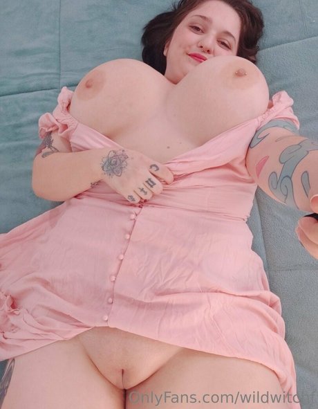 wildwitchf model hd gallery